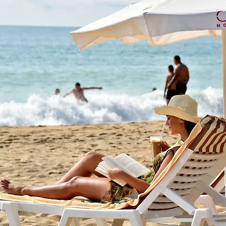 Aquaclub Grifid Bolero Hotel 4*