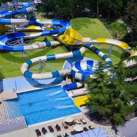 Aquaclub Grifid Bolero 4*