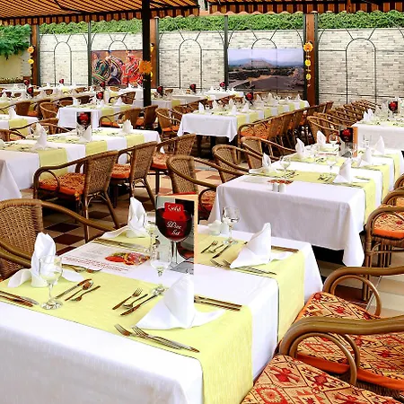 Хотел Aquaclub Grifid Bolero 4*